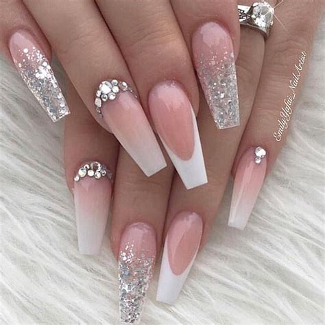 Gorgeous White And Silver Design Beautifulacrylicnails Gorgeous