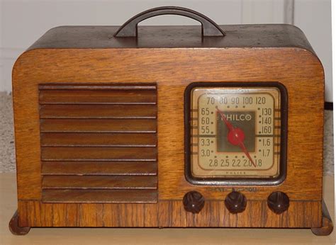 47 Old Radios Ideas Old Radios Antique Radio Vintage Radio