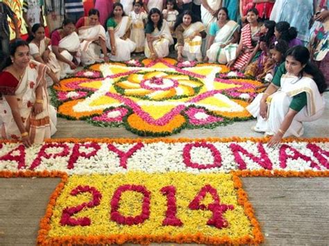 Pookalam Celebrating Onam With Floral Rangoli Hindustan Times