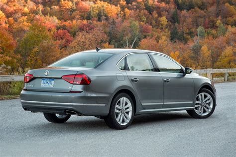 Volkswagen Passat Review Trims Specs Price New Interior
