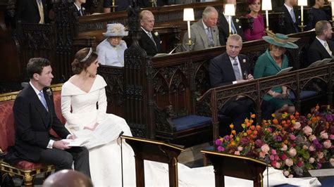 Последние твиты от sarah ferguson (@fergusonnews). Wieder ein Paar? Prinz Andrew & Fergie feiern Hochzeitstag ...