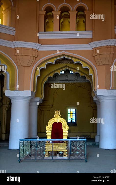 Golden Throne Palace India Hi Res Stock Photography And Images Alamy