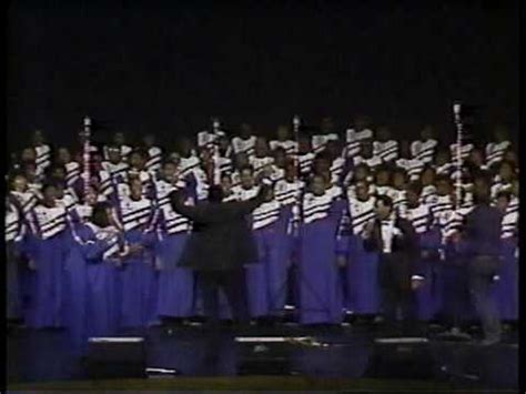 Mississippi Mass Choir "Near The Cross" - YouTube