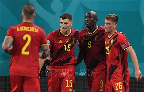 Mẫu áo sân khách euro 2020 mới của bỉ dựa trên mẫu condivo 20. EURO-2020: đội tuyển Bỉ thắng đối tuyển Nga 3-0 - Ảnh thời ...