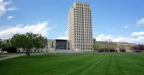 State Capitol Building In Bismarck Usa Sygic Travel