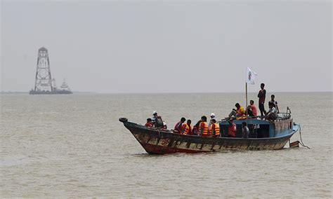 Nearly 120 Feared Drowned In Bangladesh Ferry Disaster World Dawncom