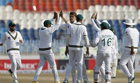 بنگلہ دیش کے خلاف ٹیسٹ سیریز کیلئے پاکستان کے 20رکنی اسکواڈ کا اعلان Sport Dawnnews