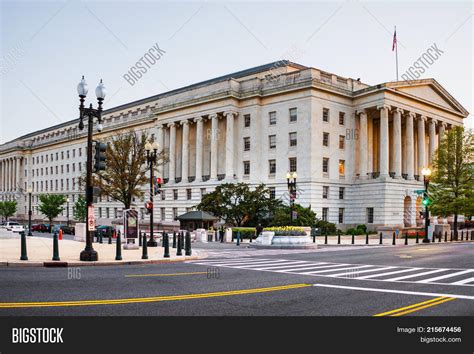 Washington Dc Usa Image And Photo Free Trial Bigstock