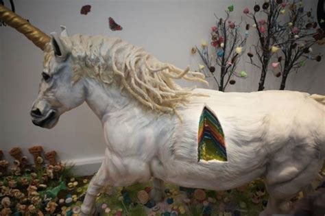 This Is What A Life Sized Unicorn Cake Looks Like · The