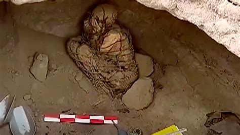 Archaeologists Unearth Mummy In Peru Estimated To Be Over 800 Years Old World News Sky News