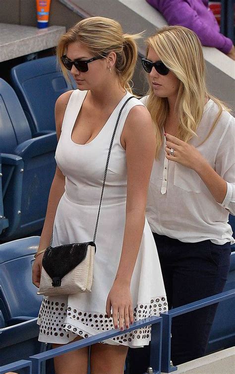 All Eyes On Her Kate Upton Shows Off Her Ample Assets At Us Open