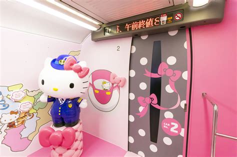 Introducing The Hello Kitty Shinkansen Japans Cutest High Speed Train