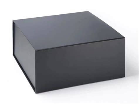 Wholesale Large Black Hamper T Boxes With Magnetic Closure