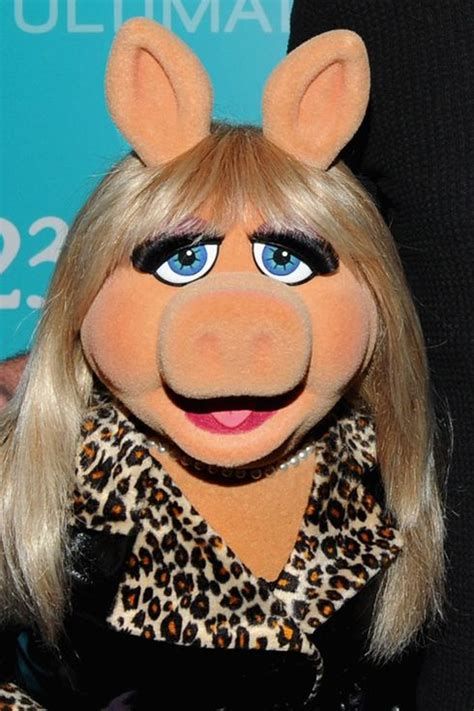 Miss Piggy Will Be at Opening Ceremony During Fashion's Night Out