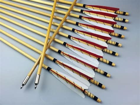 12pcs 32 Handmade Wood Arrows Turkey Feather Traditional Arrows