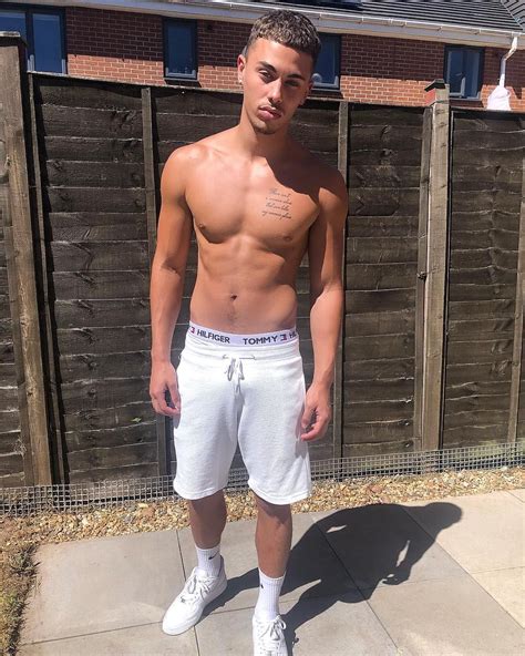 Tristan Jones On Instagram Bbq Sorta Day☀️🍔🌭 Swag Outfits Men Gym