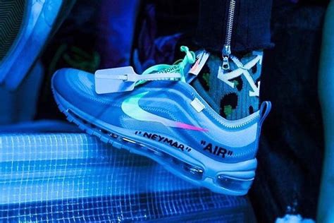 The Best On Foot Shots Of The Off White X Nike Air Max 97 ‘menta