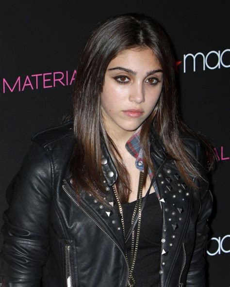 Lourdes Maria Ciccone Leon S Wiki Age Father Siblings