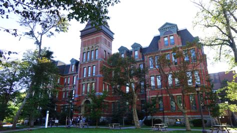 34 Rankings Of Dalhousie University And 285 Student Reviews 2022