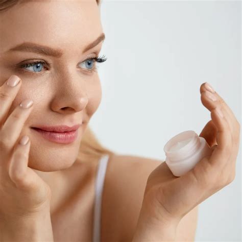 How To Apply Your Eye Cream Properly Life In A Break Down