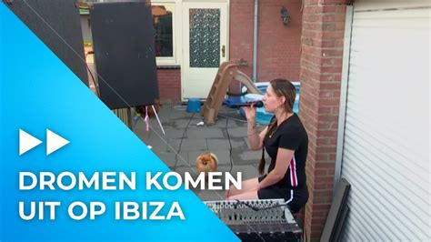 Een arm en een rijk gezin ruilen een weekend lang van huis, van budget en van leven. DROMEN komen uit op IBIZA! | Steenrijk, Straatarm - YouTube