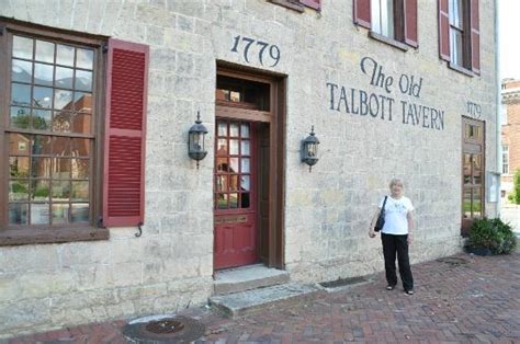 Outside Entrance To Old Tavern Picture Of Old Talbott Tavern