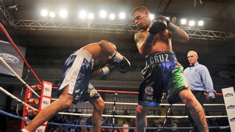 Puerto Rican Featherweight Orlando Cruz Is Believed To Be 1st Openly Gay Professional Boxer
