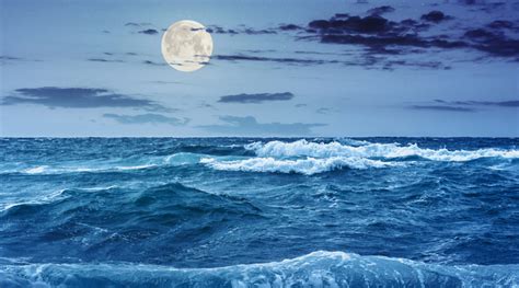 BRIN: Fenomena Bulan Hitam Akhir Mei Picu Kenaikan Pasang Air Laut 