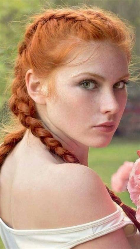 Pin By Will Solis On Belleza Beautiful Red Hair Redhead Hairstyles Beautiful Redhead