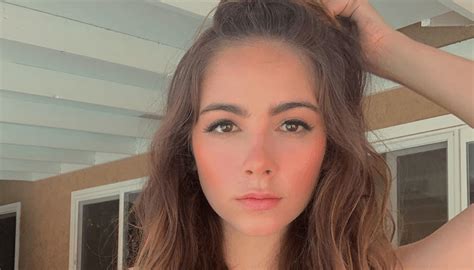 Haley Pullos Shoe Size And Body Measurements Celebrity Shoe Sizes