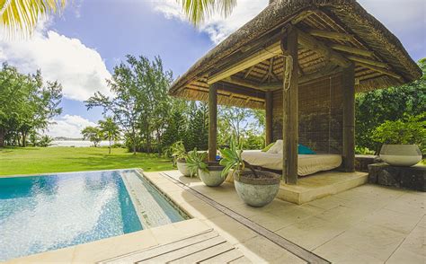 Mauritius Beachfront Villa Rentals In Trou Deau Douce Cerfs Island