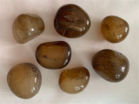 1 Sardoine Rolled Stone With Defects Courage Confidence