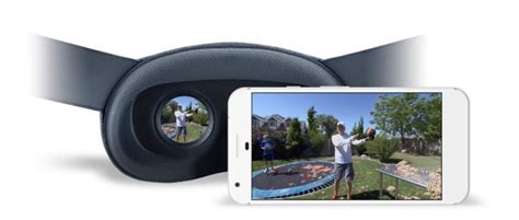 Es un juego raro, pero gratis. Google anuncia VR180, un formato de vídeo de 180 grados compatible con RV y monitores convencionales