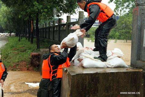 Over 100000 Residents Affected By Typhoon Matmo In Jiangxi 512