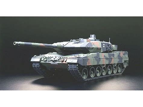 Tamiya Tank Leopard 2 A6 Full Option Kit 56020