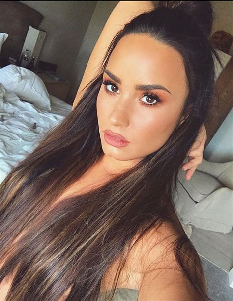 Demi Lovato Sorry Not Sorry As She Strips Naked Daily Star