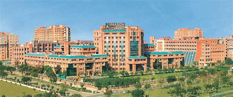 Law School Review Know About Sharda University Greater Noida E