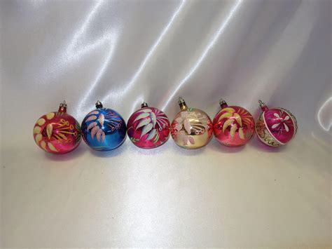 Box 6 Poland Hand Blown And Decorated Christmas Tree Ornaments From Vintagevault On Ruby Lane