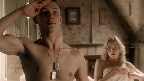 AusCAPS Tom Hardy Nude In Band Of Brothers Why We Fight