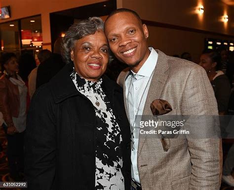 Ronnie Devoe Of New Edition Poses With His Mother Flo Devoe At Bets