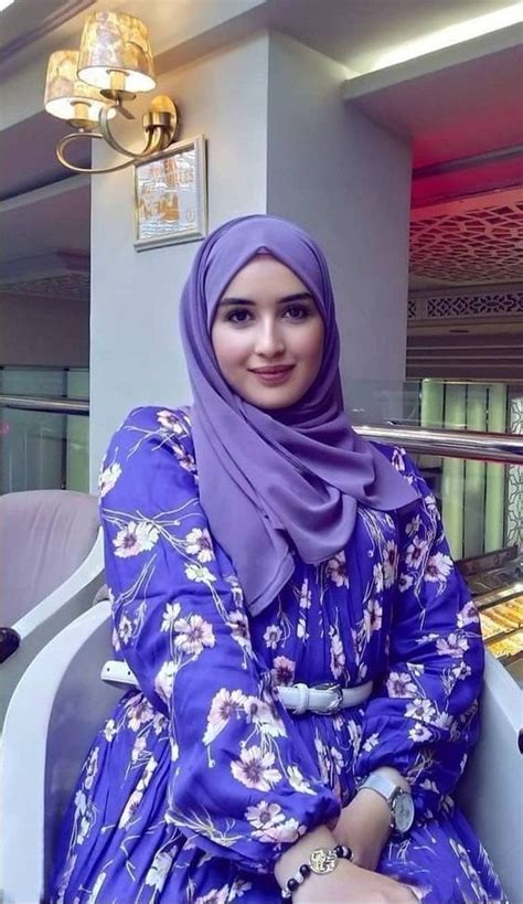 Beautiful Muslim Women 10 Most Beautiful Women Beautiful Hijab Beautiful Women Pictures Arab