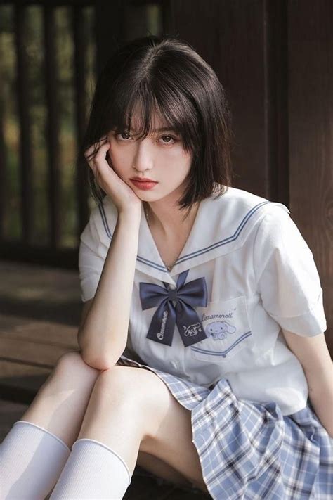 sanrio collaboration cinnamoroll seifuku jk uniform top white blue girl poses cute japanese