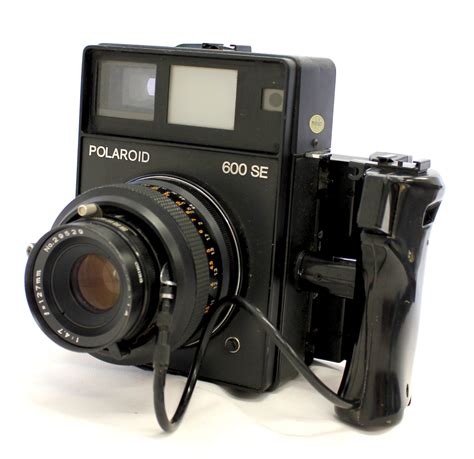 Polaroid 600 Se Instant Camera W Mamiya 127mm F47 Lens And Polaroid