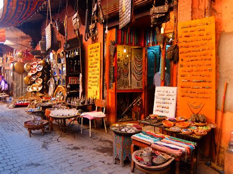 Plongée Au Cœur Des Souks De Marrakech Inspiration For Travellers