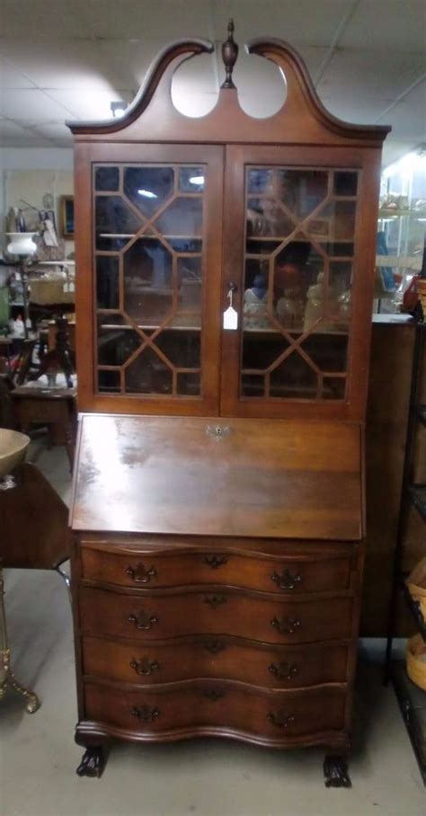 As you will see in the pictures the price reflects the fact that this piece has been a bit of a chew toy to our one. Vintage Secretary Desk With Hutch / My New Old Secretary Desk The Lettered Cottage - This fine ...