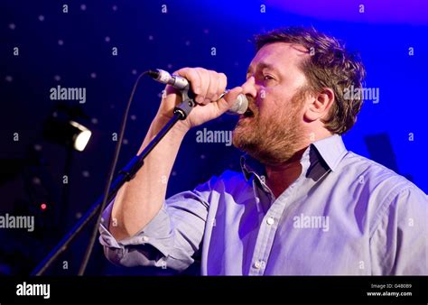 Guy Garvey During Elbows Live Set In The Crypt Of St Pauls Cathedral In London For Absolute