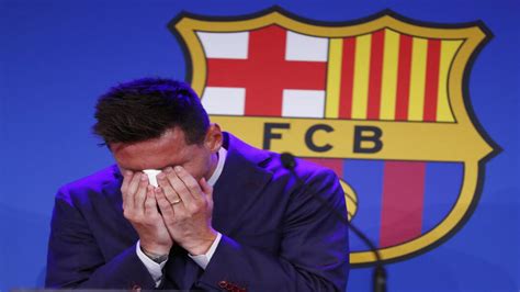 Lionel Messi Tears Up As He Confirms He Is Leaving Fc Barcelona Sportstar