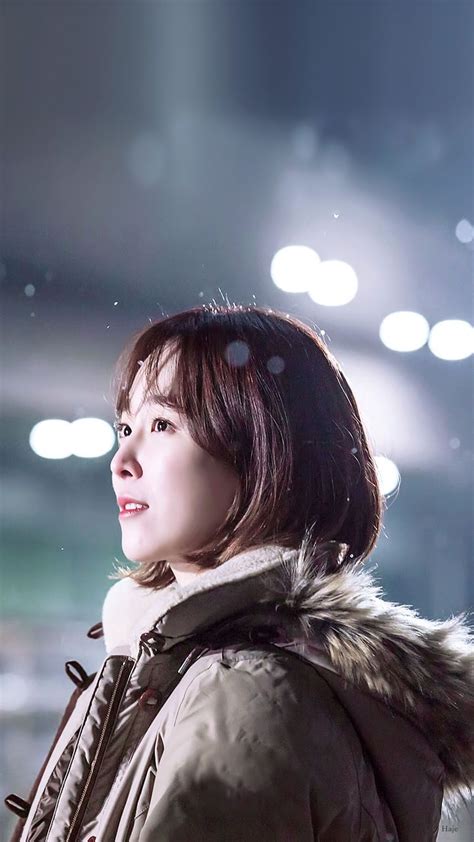 뷰인드귀티라는 것이 흐른다✨ 서현진 천상 연예인룩 모음｜뷰티 인사이드(the beauty inside)｜. 서현진 낭만닥터 김사부 배경화면 | 한국 여배우, 연예인, 배경화면