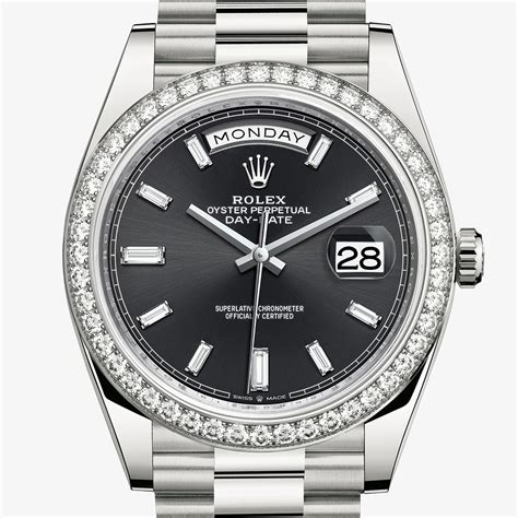 Sauvegarder ses favorites & trouver la montre rêvée. Rolex Day-Date 40 Oyster, 40 mm, white gold and diamonds ...