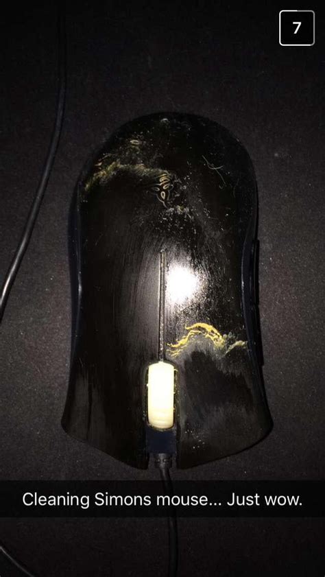 Cursed Gaming Mouse 9gag